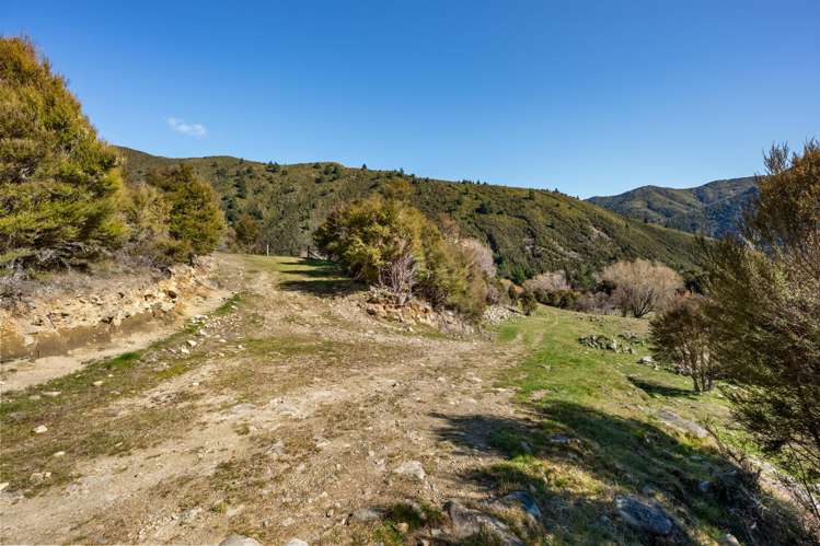 1367 Leatham Road Wairau Valley_6