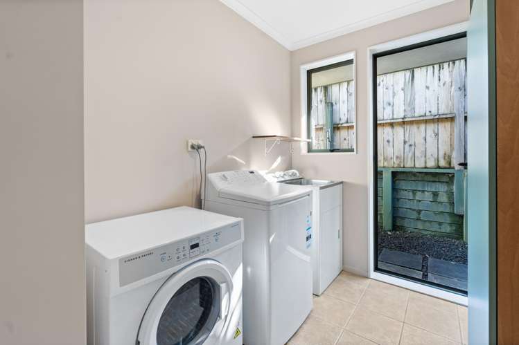 24 Tauranga Place Orewa_16