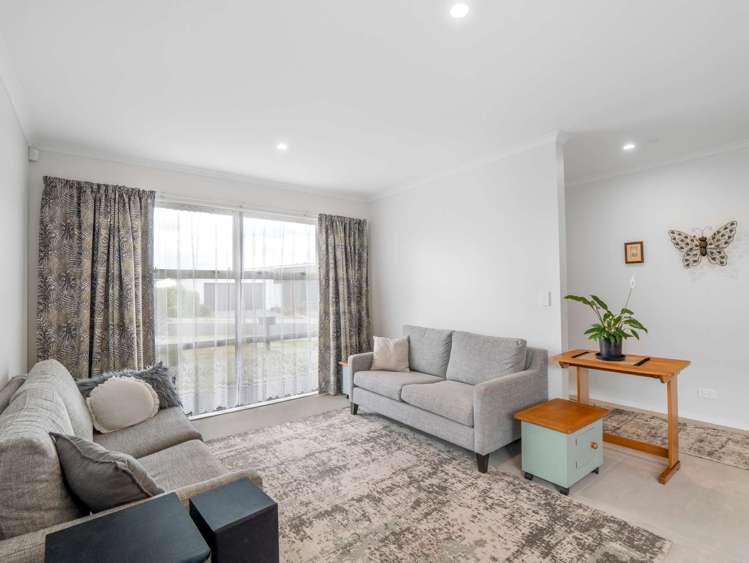 3 Taikura Avenue Red Beach_30