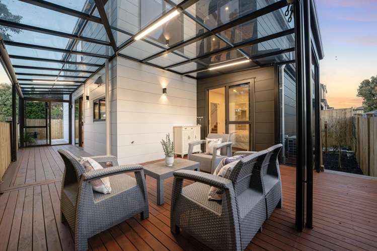2C Meadway Sunnyhills_27