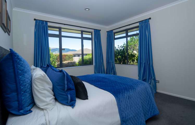 108 Aldinga Avenue Stoke_9