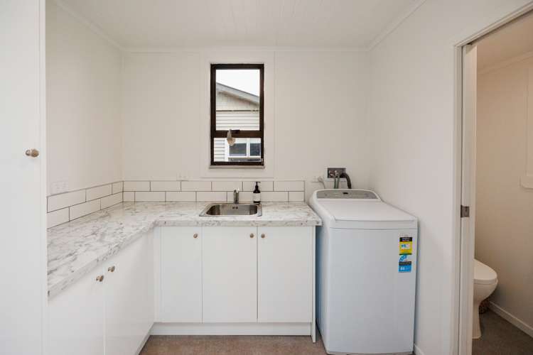 202 Kimbolton Road Feilding_15