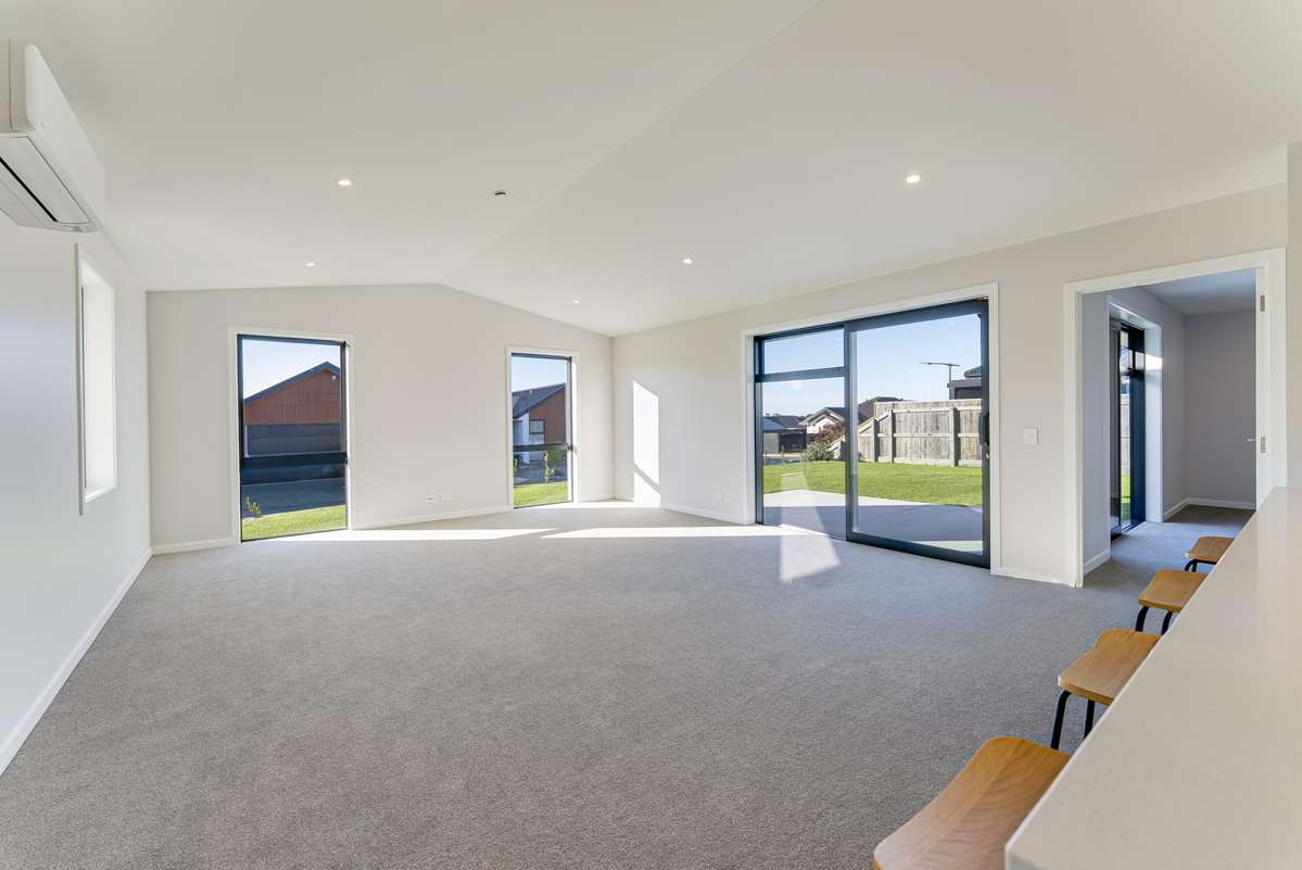 12 Safre Place_2