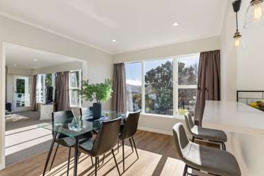 61 Churton Drive_4