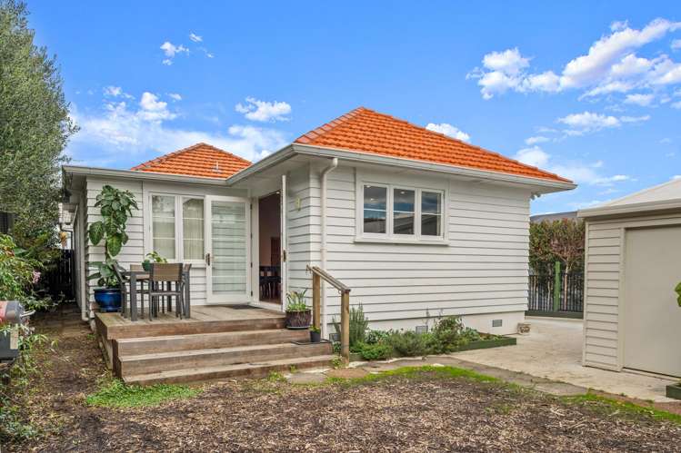 14 Bonnie Brae Road Meadowbank_12