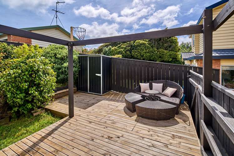 10 Pohutukawa Grove Titahi Bay_5