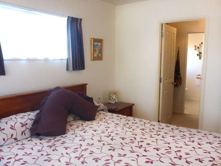 170 Carnoustie Drive Wattle Downs_14