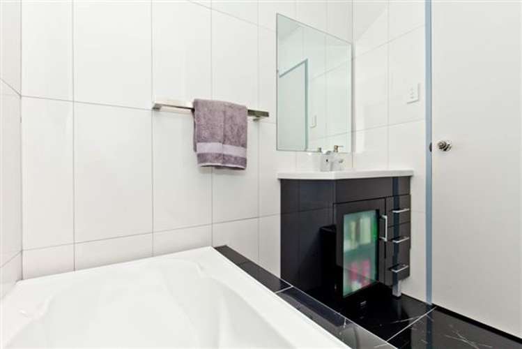 19a Statesman Street Henderson_11