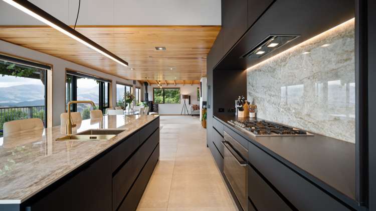 11 Lachie Griffen Rise Governors Bay_14