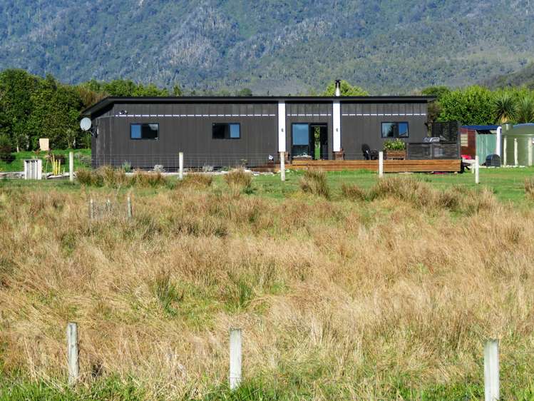 14 Waimea Terrace Drive Westport_24