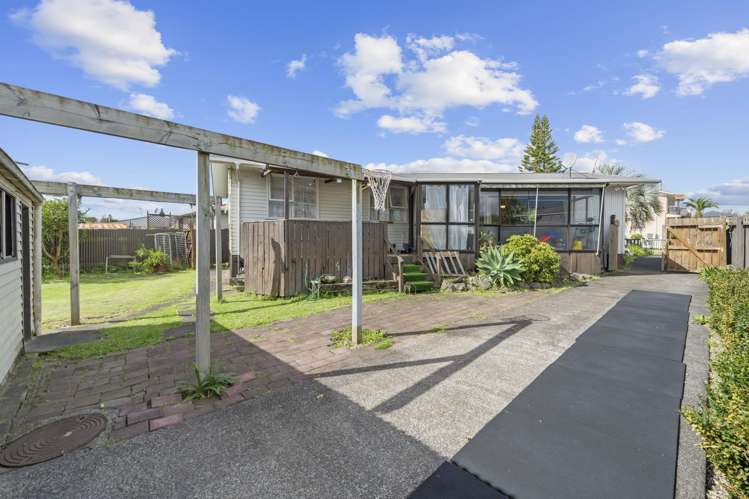 24 Cramond Drive Mangere East_15