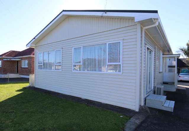 Mount Roskill Family Home