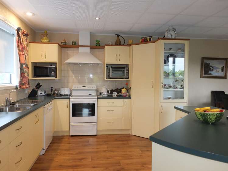 19 Le Cren Street Seaview_2