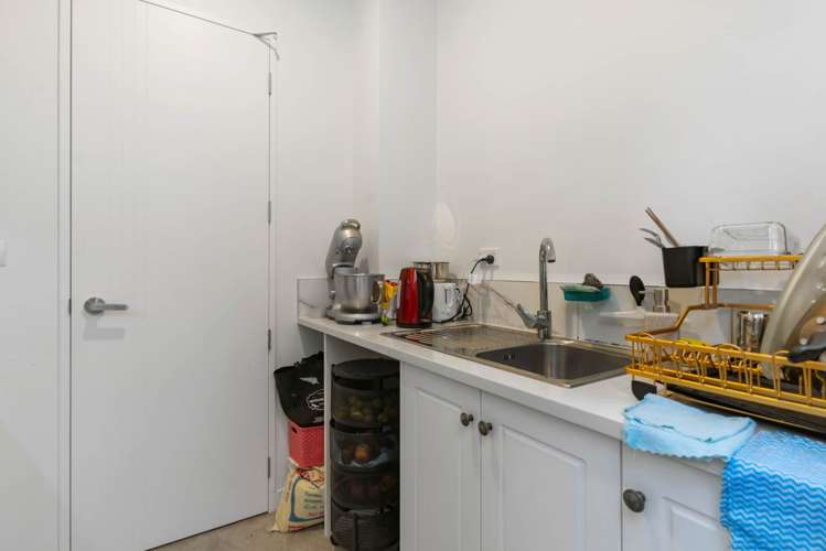 4 Cooladawson Drive Flat Bush_28