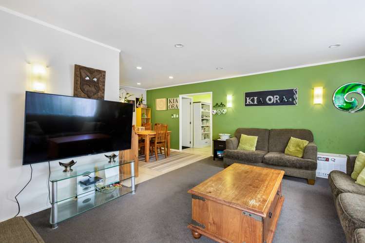 5 Frobisher Way Clendon Park_27