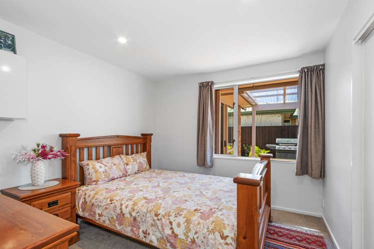 75a Farquhars Road Redwood_12