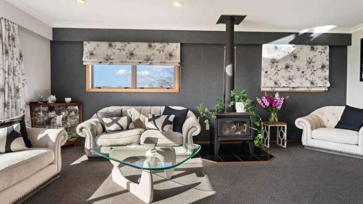 554 Kingseat Road Patumahoe_13