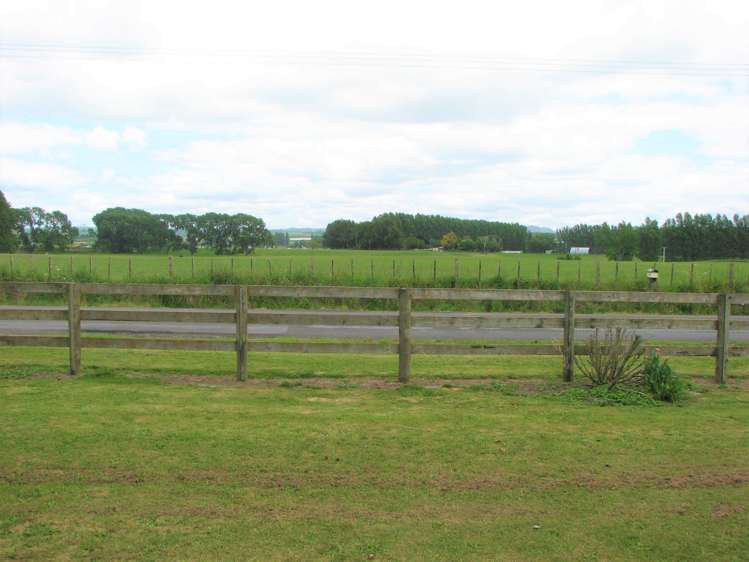 166 Young Road Paengaroa_5