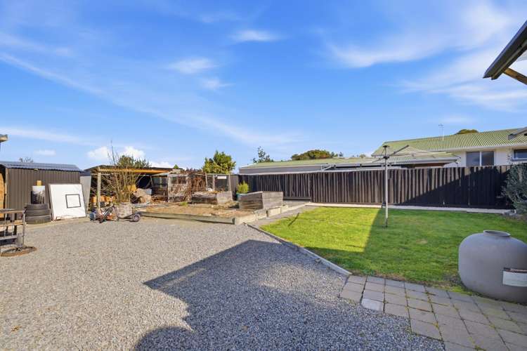 22 Amberley Beach Road Amberley_14