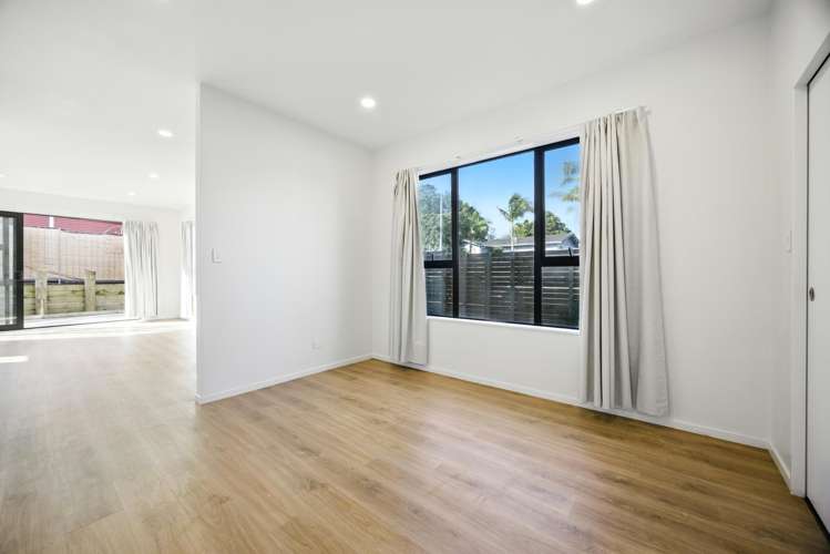 43a Fitzherbert Avenue West Harbour_12