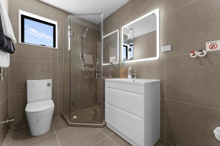 3 Greenbrier Street_5