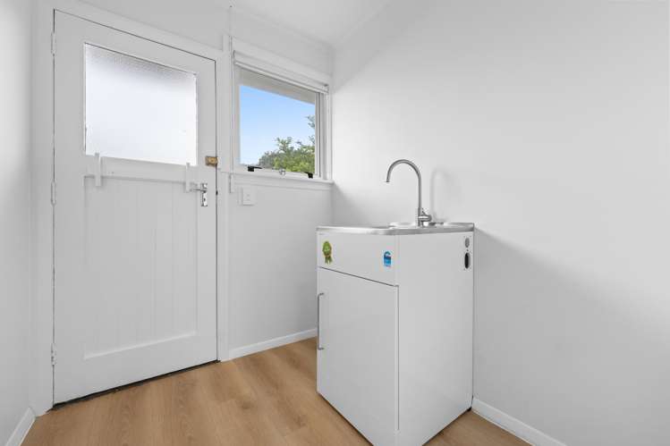 68A Taikata Road Te Atatu Peninsula_16