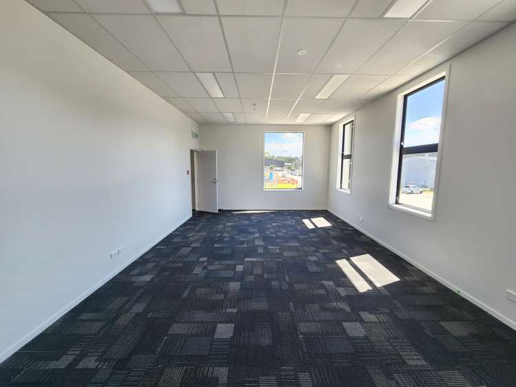 15F Timber Place Riverhead_5