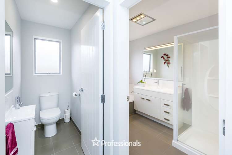 16 Mcewen Crescent Riverstone Terraces_13