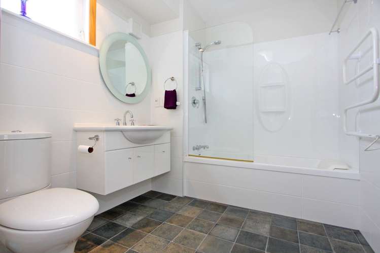 B/51a Great South Road Manurewa_7