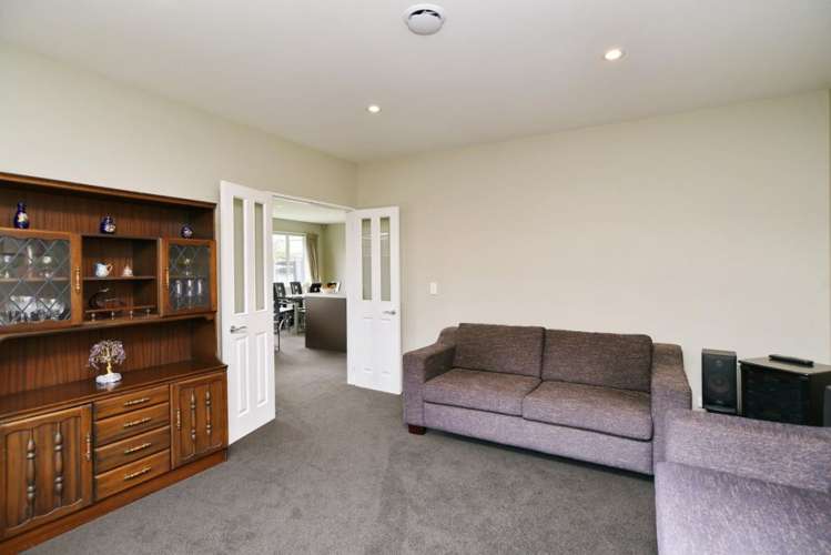 6 Wisteria Lane Rangiora_11