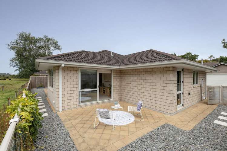 9 Barossa Way Brookfield_8