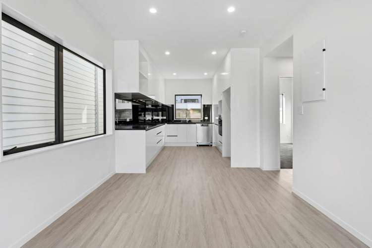 2/13 Kimpton Road Papatoetoe_3