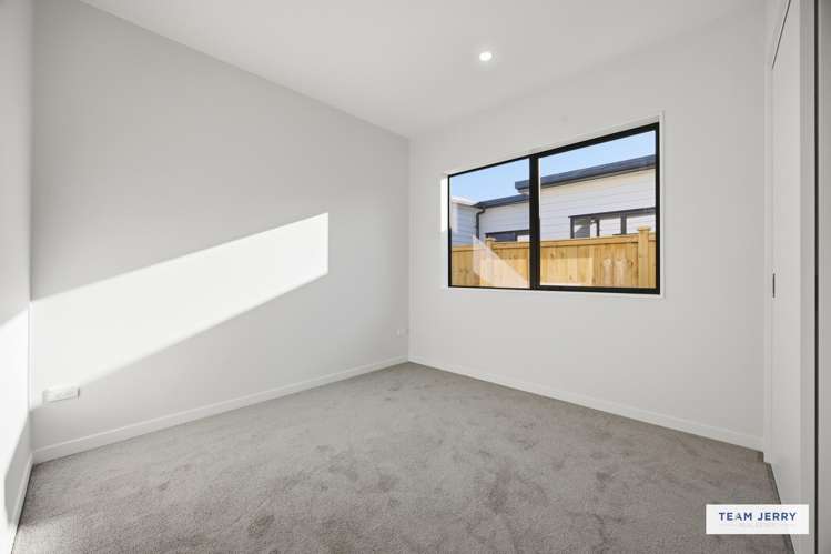 14 Tuwai Crescent Opaheke_22