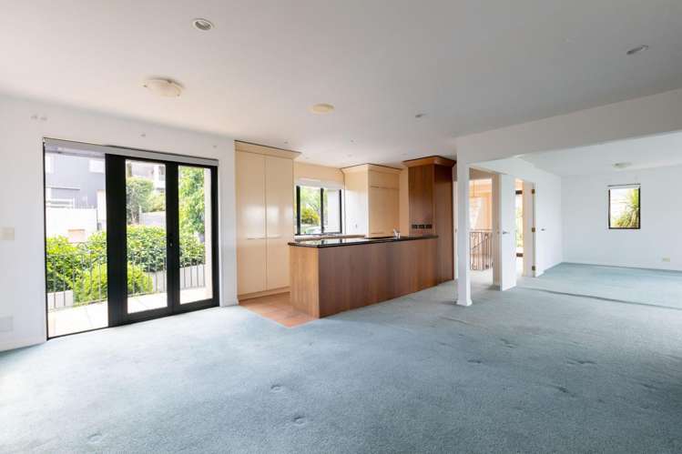 1 Awarua Crescent Orakei_6