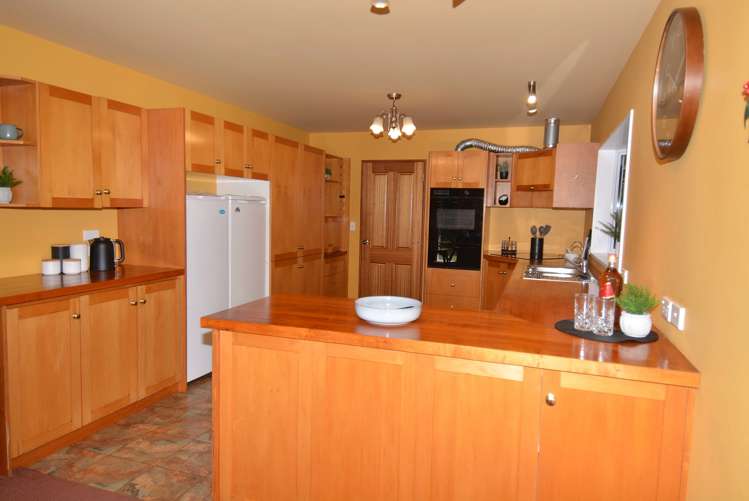 33 Rakiura Parade Otatara_7