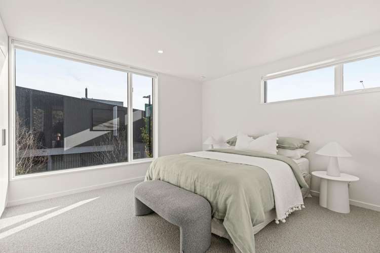 196 Main Road Redcliffs_9