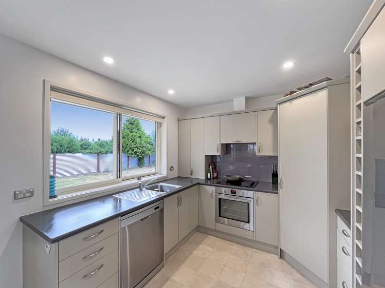 14 Irishman Drive Twizel_4