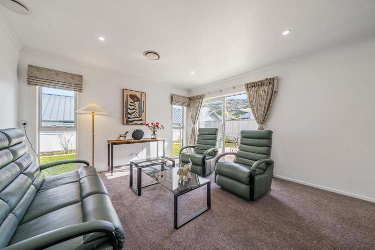 7 Martha Turnell Crescent_3
