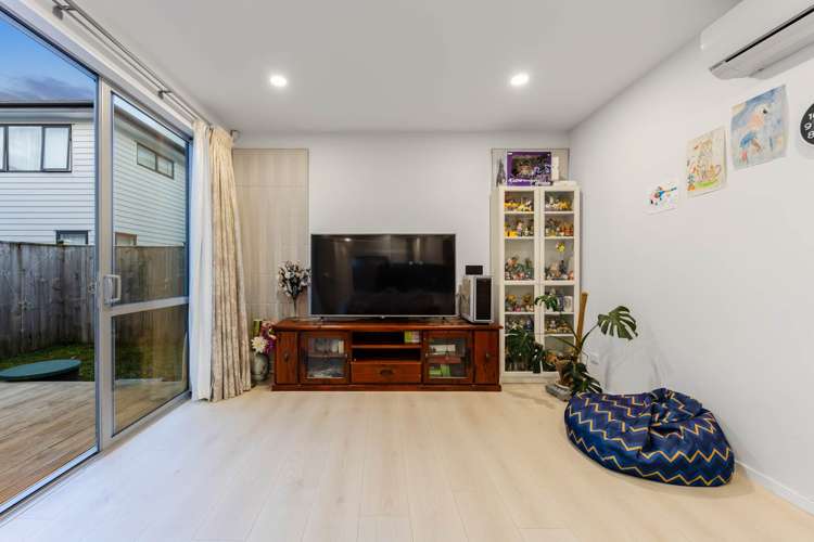 1 Silvereye Road Hobsonville_7