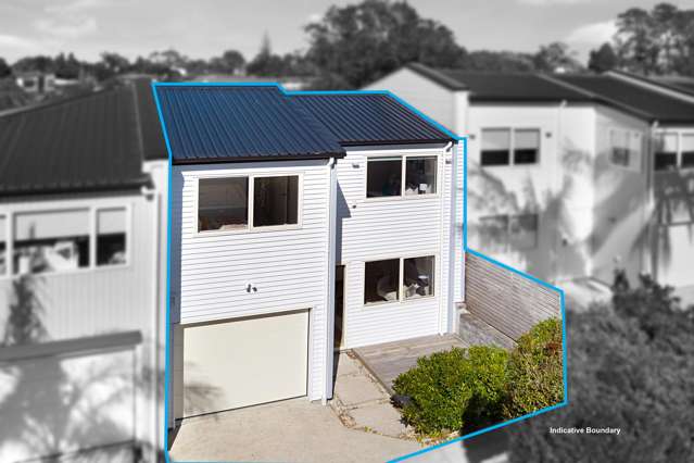 3-Year-Young Terrace Living in Royal Heights