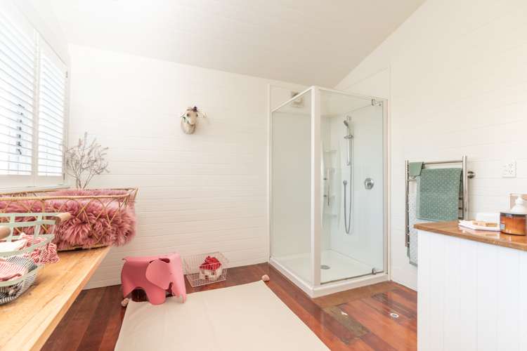 67 Austin Street Mount Victoria_24