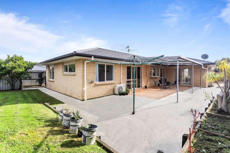 3 Gretton Court Flat Bush_13