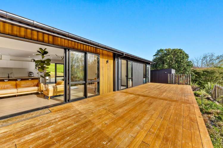 2 Craig Road Pollok_22