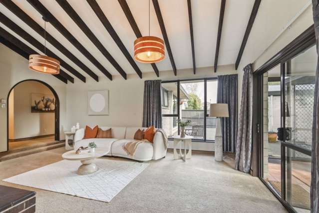 Substantial Family Home - Flexible Living Options!