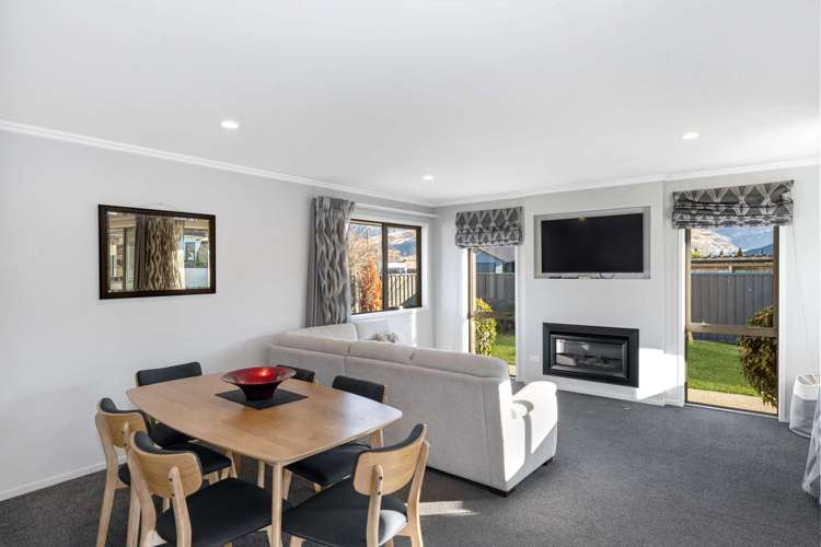 5 Magnetic Place Cromwell_9