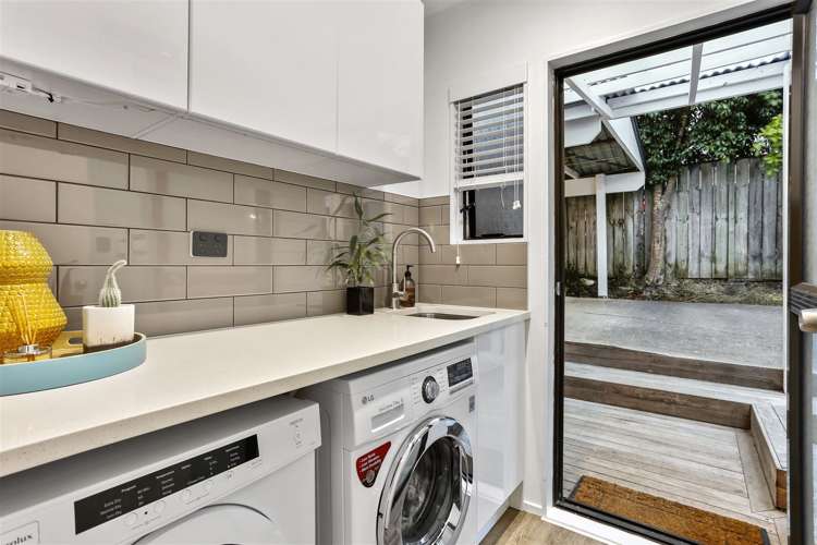 1/40 Woodside Avenue Northcote_12