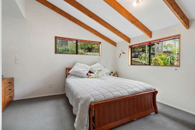 2/63 Raleigh Road Northcote_18