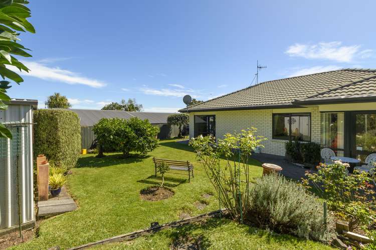 61 Stableford Drive Pyes Pa_23