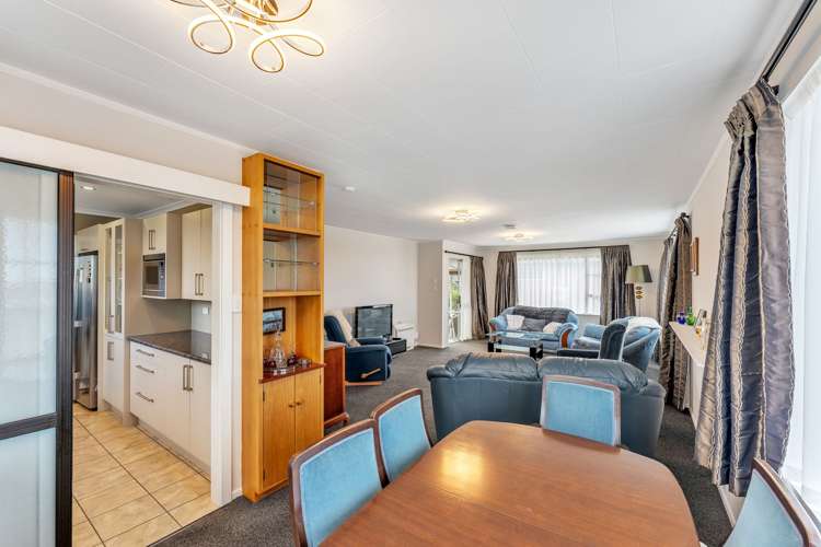 1/3 Rata Place Glenwood_31