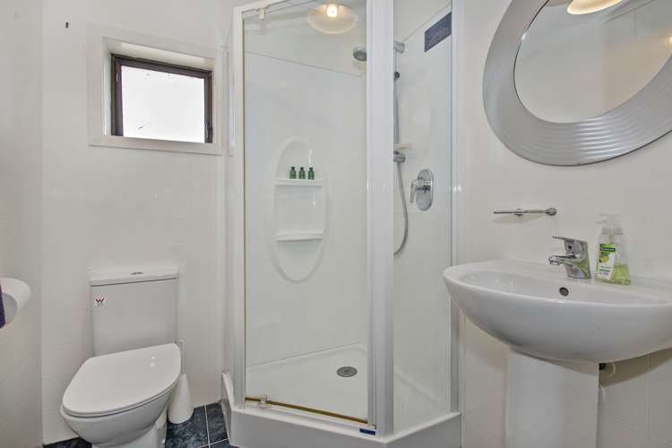 12 Barclay Place Kamo_18